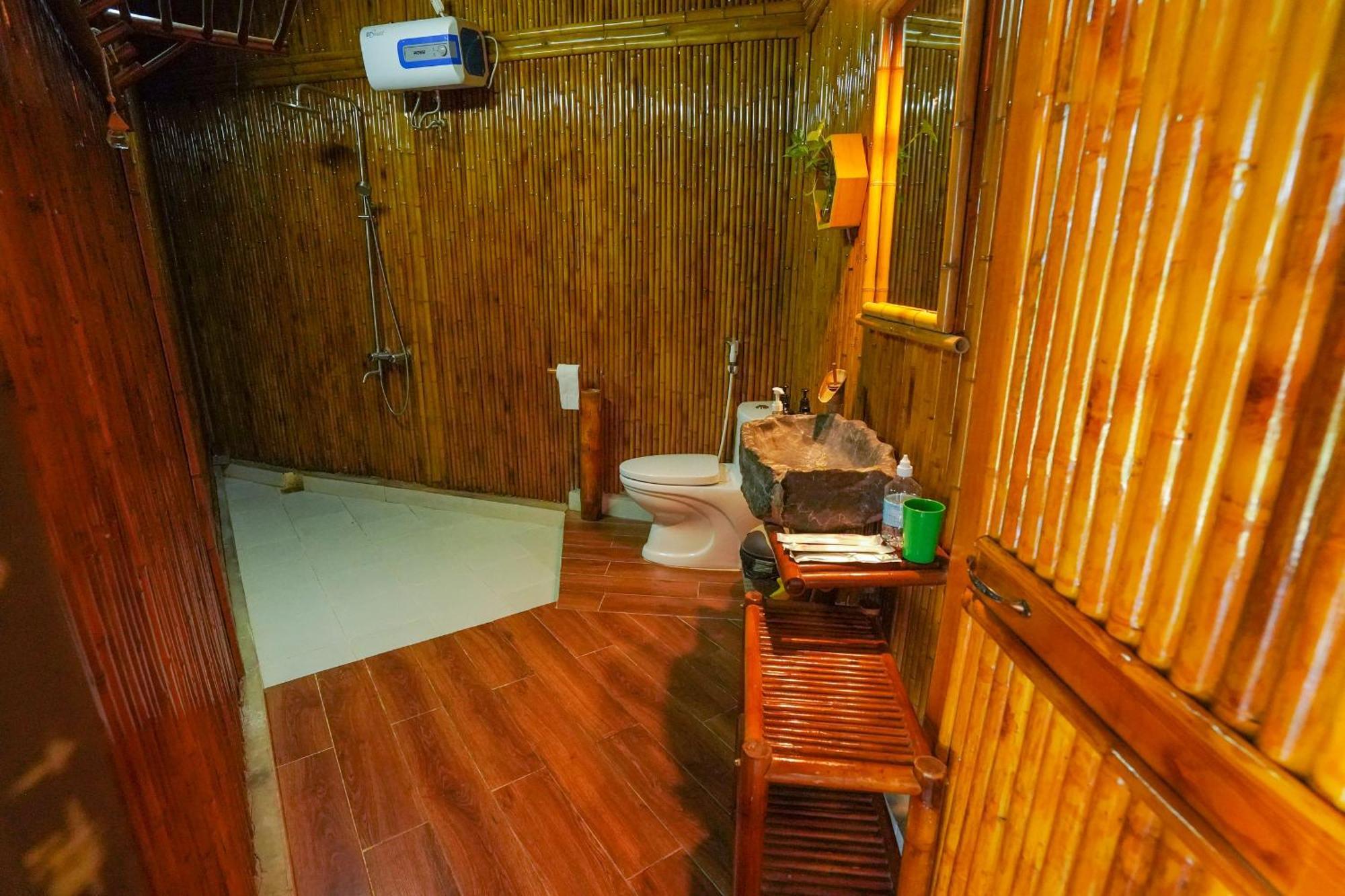Little Bee House Hotel Trai Vang Exterior photo
